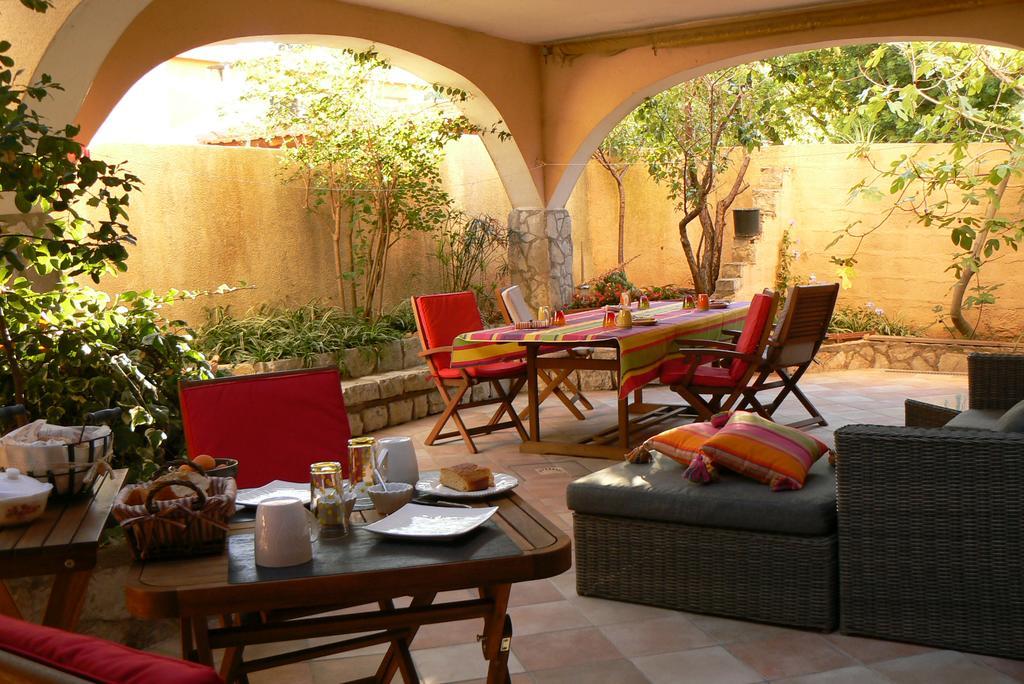 L' Escale Tranquille Bed & Breakfast แซ็ต ภายนอก รูปภาพ